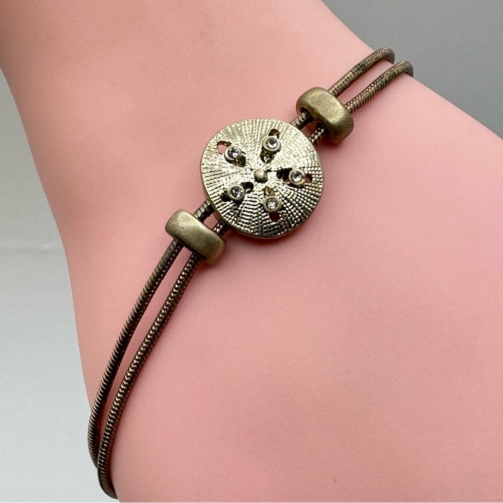 Tommy Bahama Sand Dollar Bracelet Gold Tone Adjustable Resort Timeless